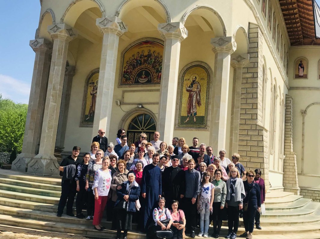 Pelerinaj de suflet al credincioşilor de la Biserica Popa Nan 118133