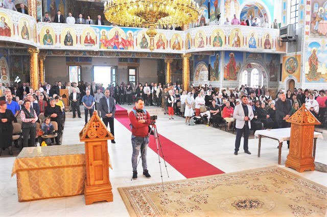 Slujiri arhierești la praznicul Înălțării Domnului 118162