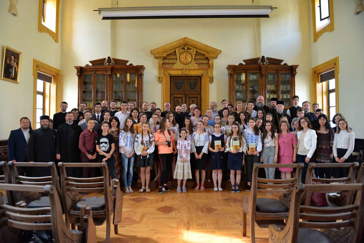 Premii pentru laureaţii de la Olimpiada naţională de religie 118388