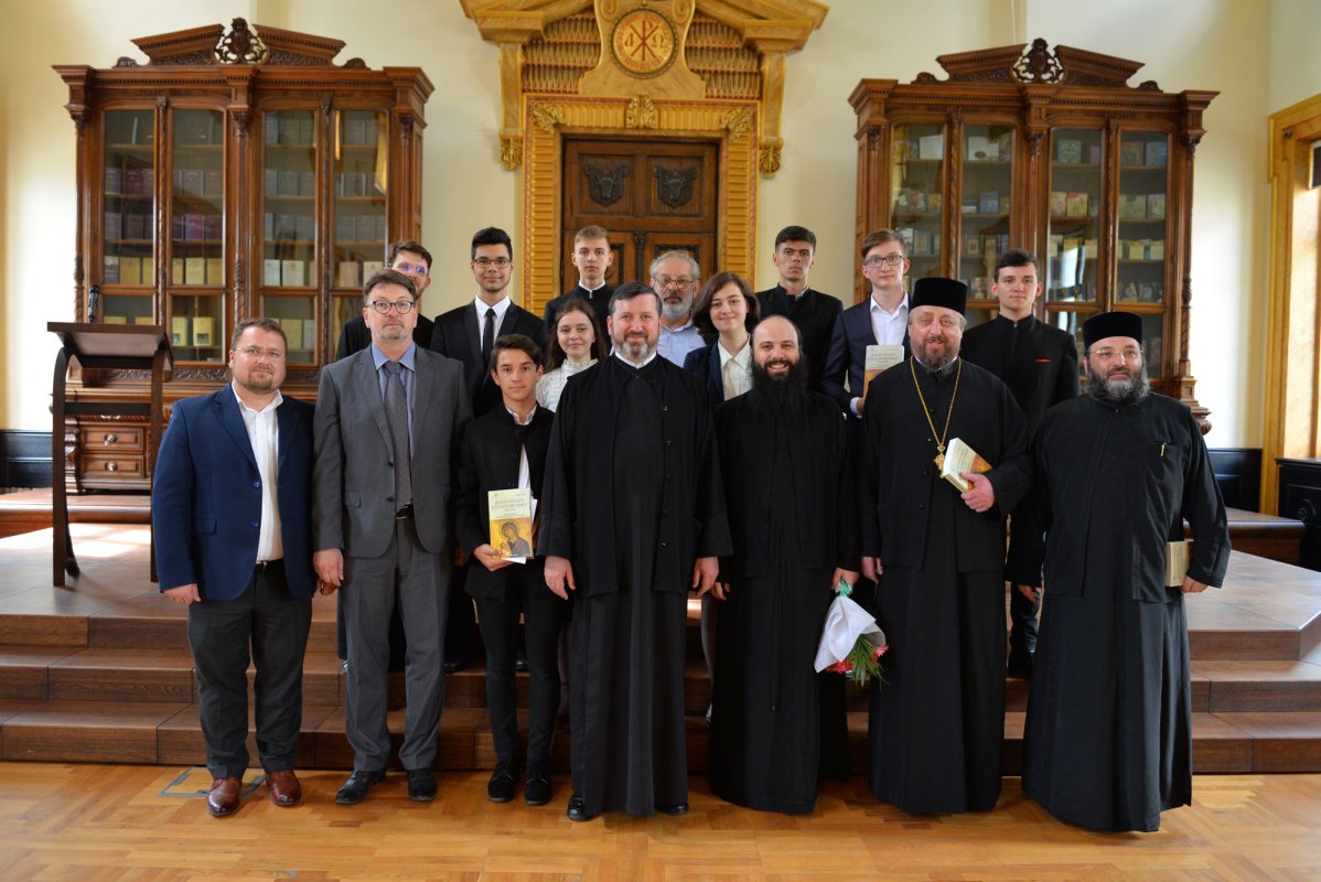 Premii pentru laureaţii de la Olimpiada naţională de religie 118389