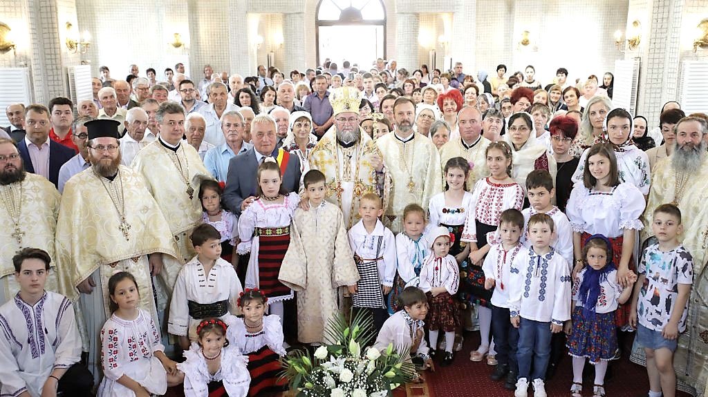 Slujiri arhierești în Duminica a șaptea după Paști 118368