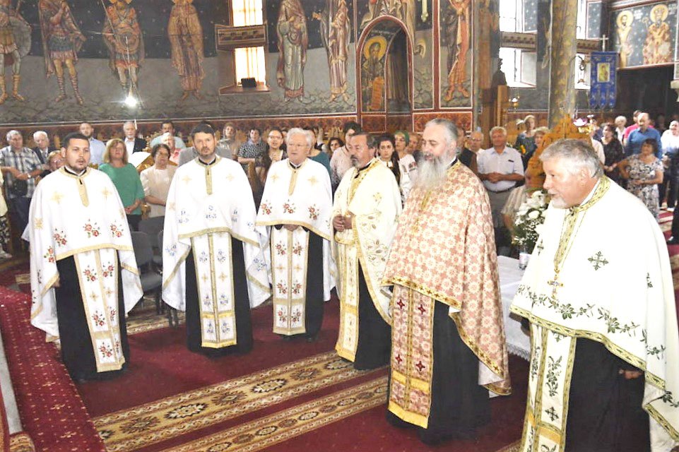 Lansare de carte la Parohia „Sfinții Apostoli Petru și Pavel” din Bistrița 118511