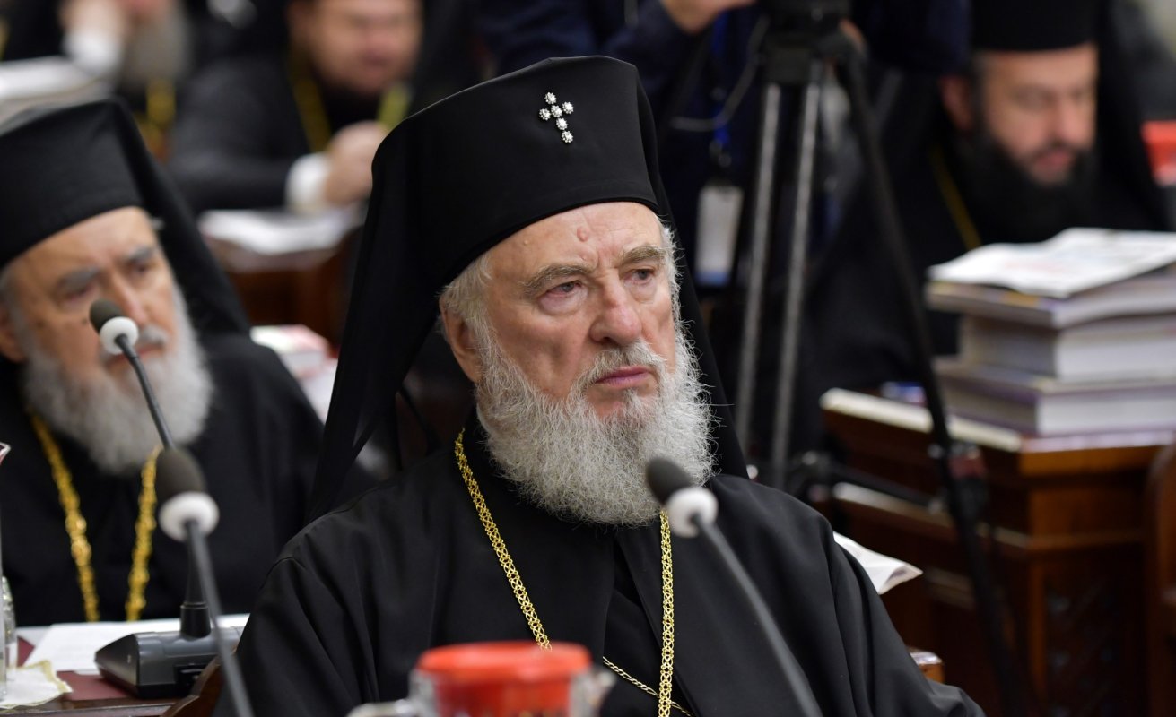 Sfântul Sinod s-a întrunit în şedinţă de lucru 118979