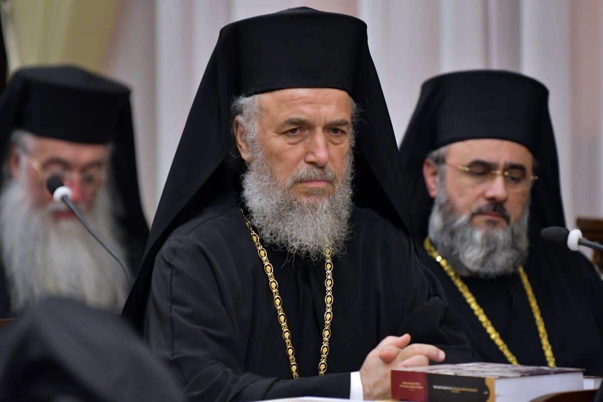 Sfântul Sinod s-a întrunit în şedinţă de lucru 118989