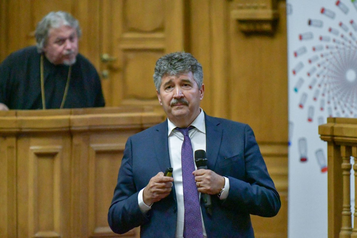 Conferință dedicată stării de sănătate a satului românesc 119178