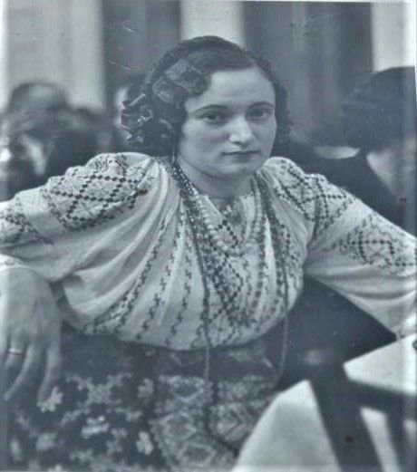 Cămașa cu altiță, un bun cultural unic 119287