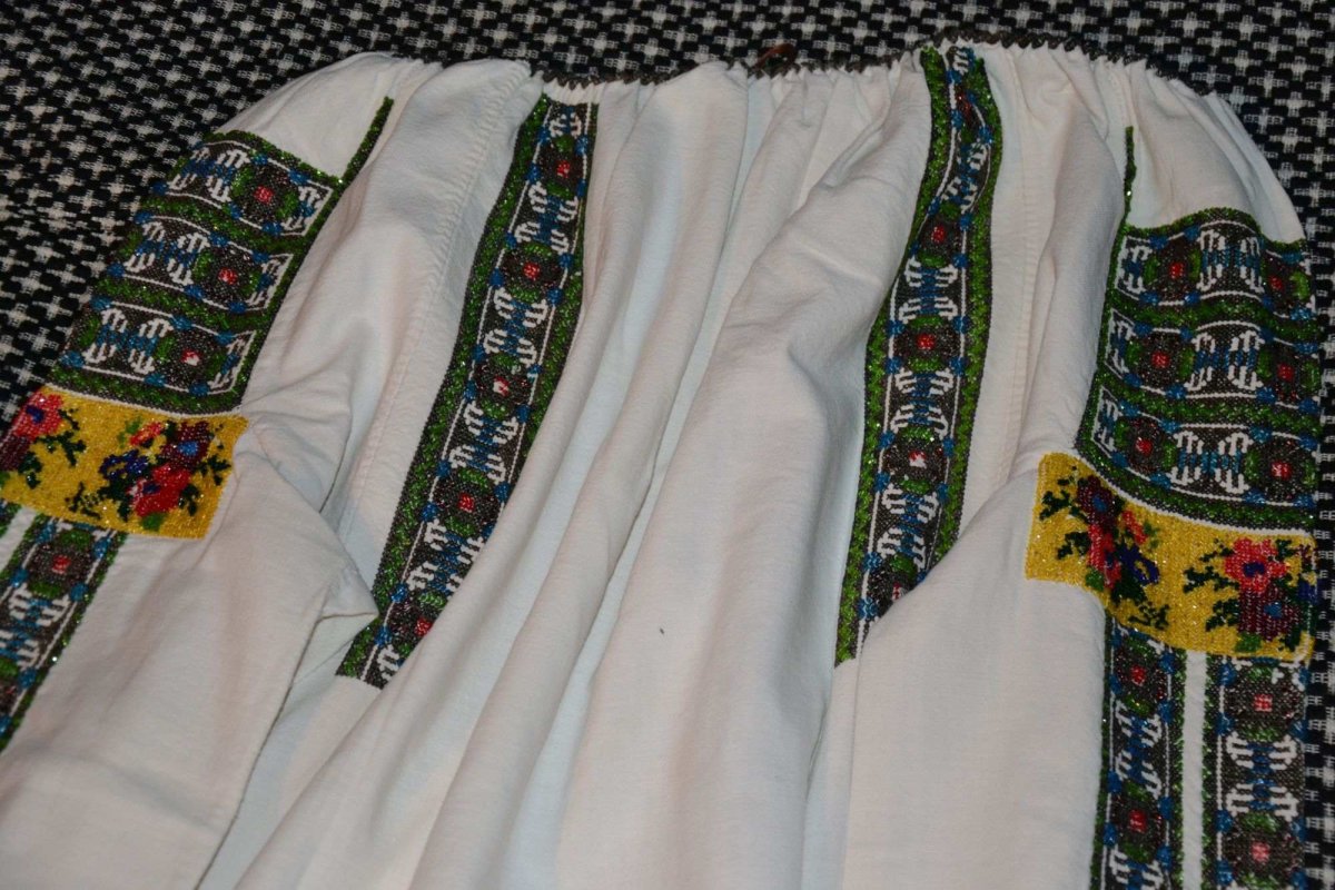 Cămașa cu altiță, un bun cultural unic 119290