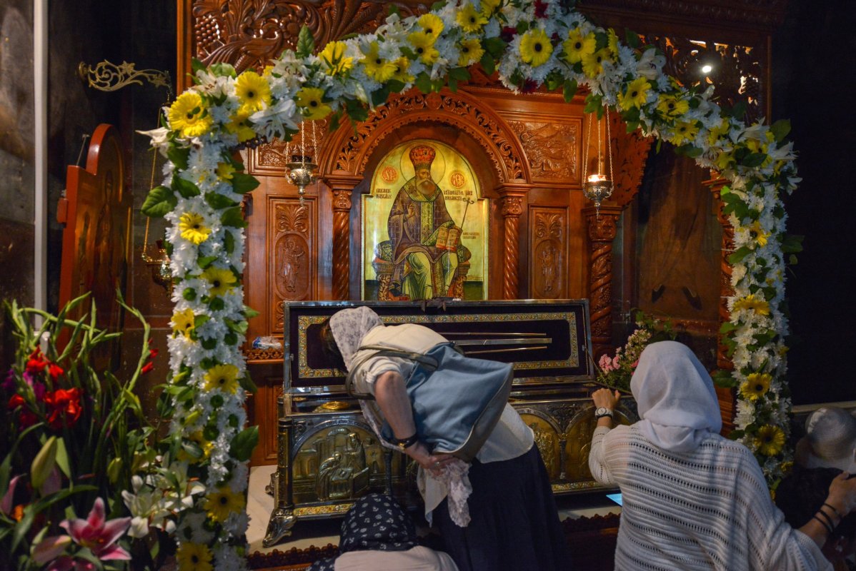 Sfântul Grigorie Dascălul, sărbătorit la Căldărușani 119256