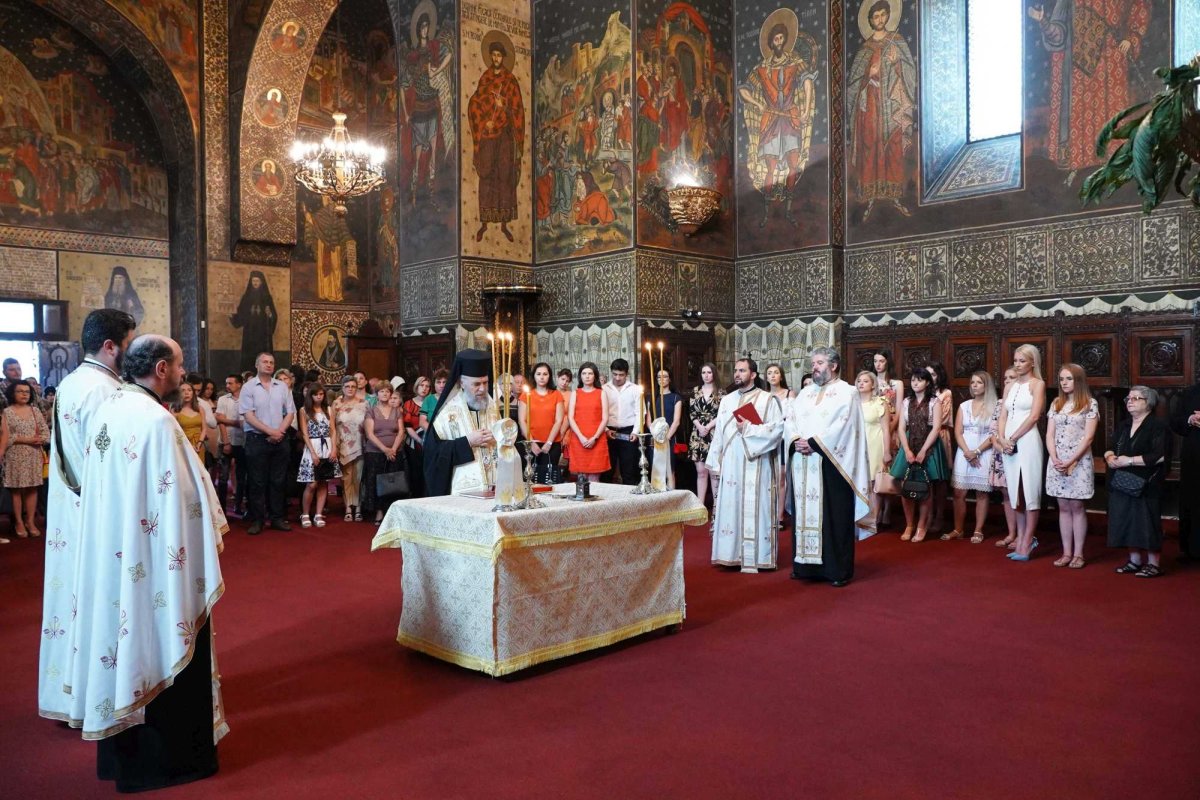 Te Deum pentru absolvenţii Facultăţii de Medicină şi Farmacie din Galaţi 119313