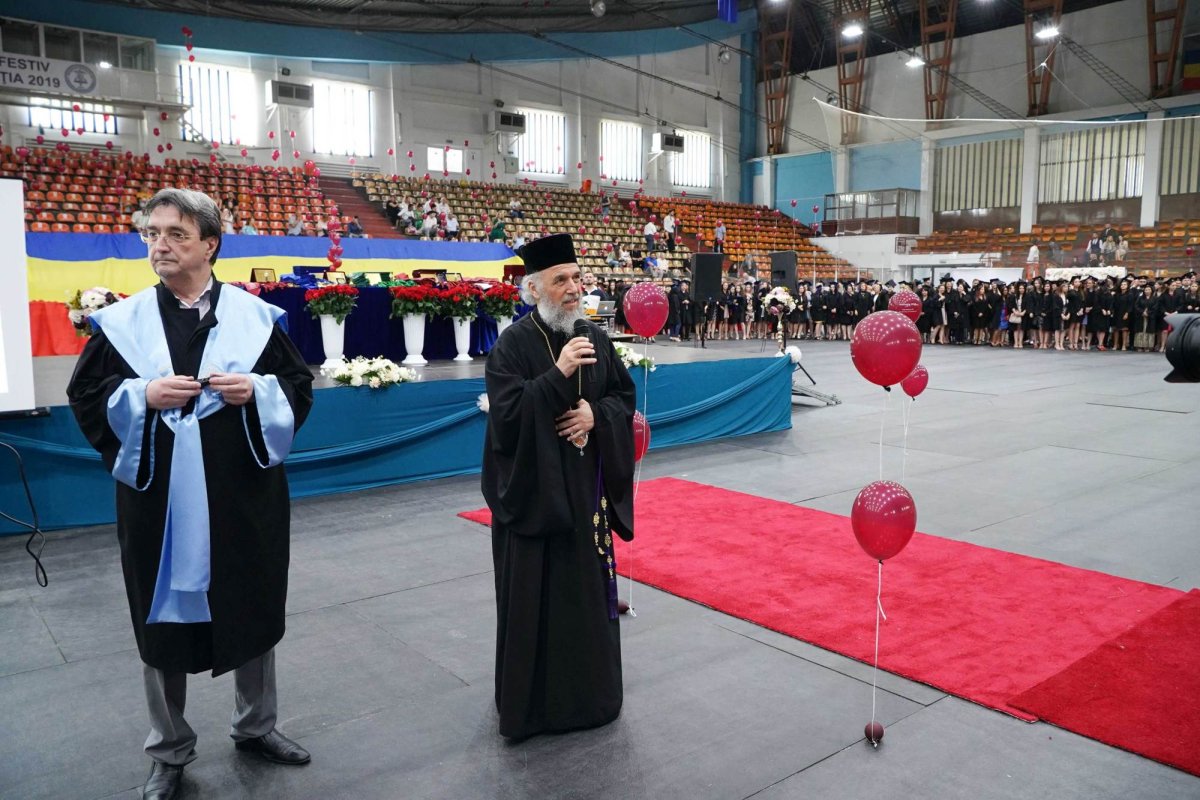 Te Deum pentru absolvenţii Facultăţii de Medicină şi Farmacie din Galaţi 119315