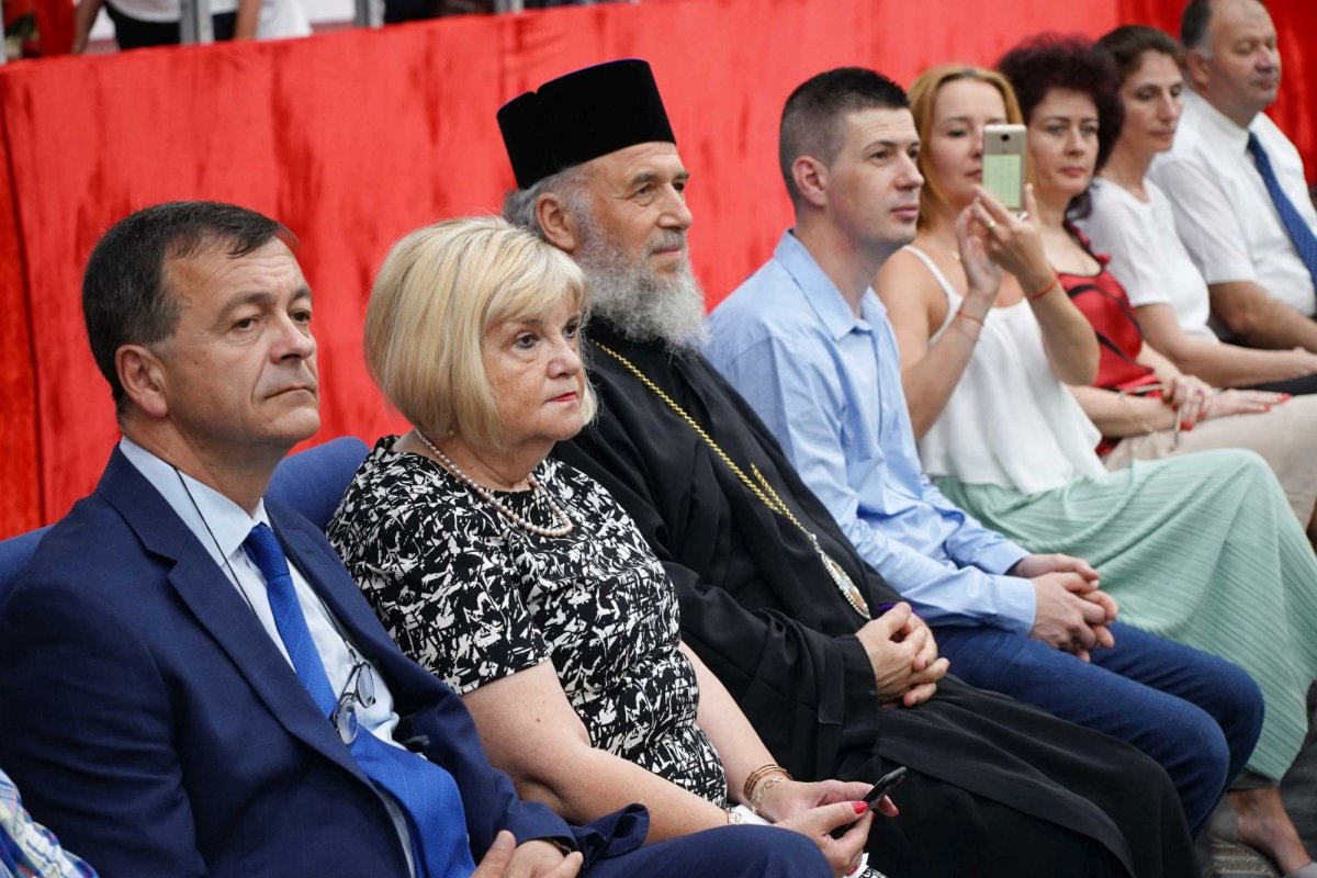 Te Deum pentru absolvenţii Facultăţii de Medicină şi Farmacie din Galaţi 119316