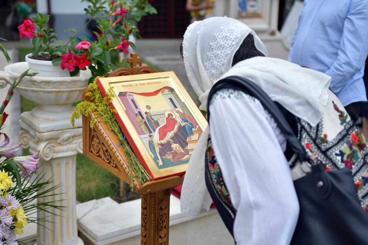 Hramul Mănăstirii Plumbuita din Capitală 119394