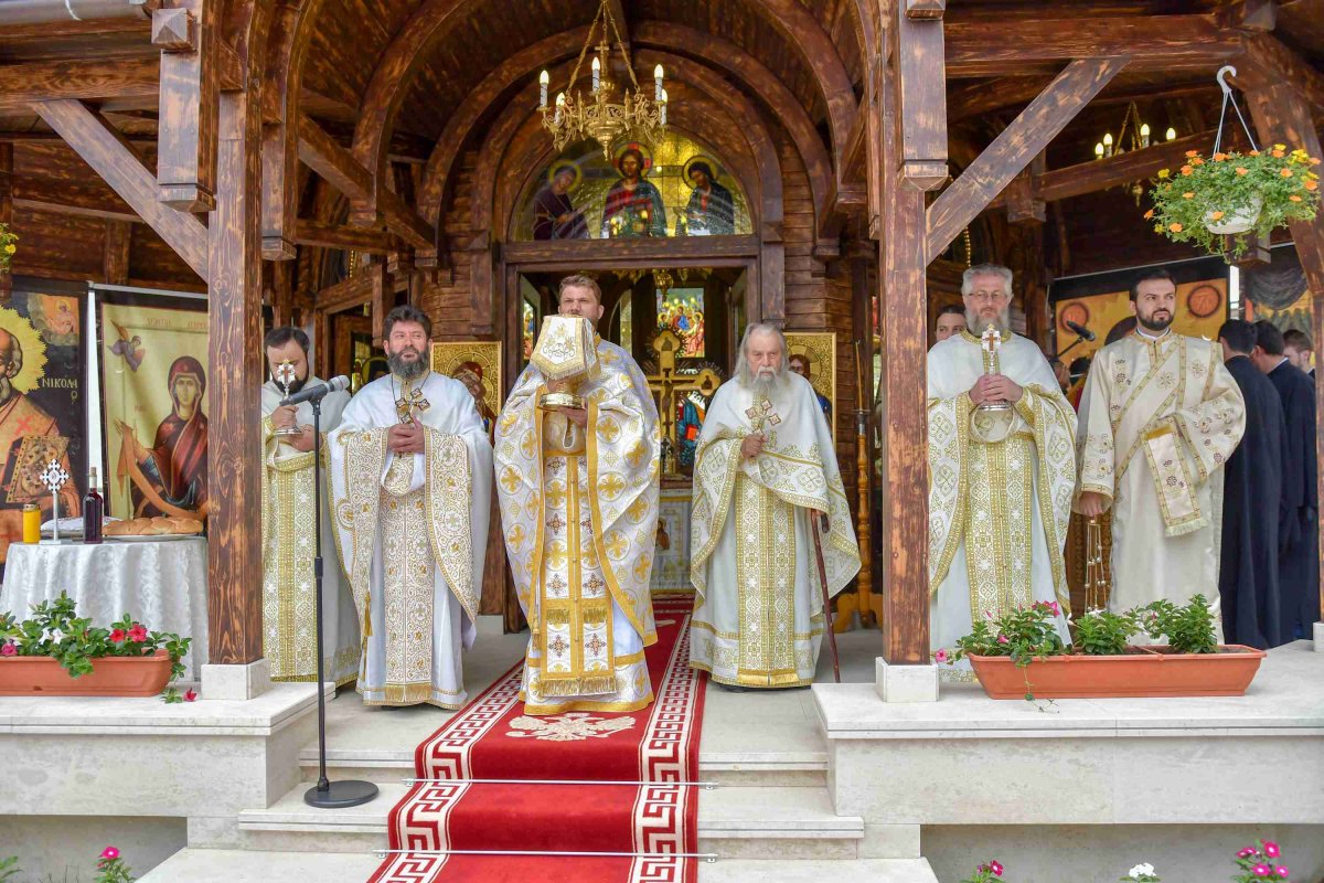 Hramul Mănăstirii Plumbuita din Capitală 119401