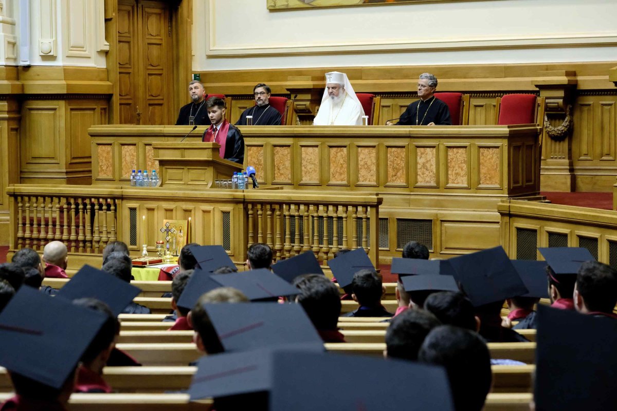 Jurământ de credinţă a teologilor din Bucureşti 119417