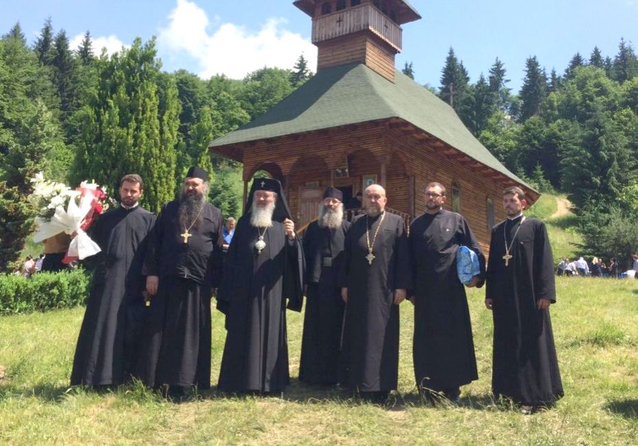 Slujiri arhierești în Duminica Tuturor Sfinților 119455