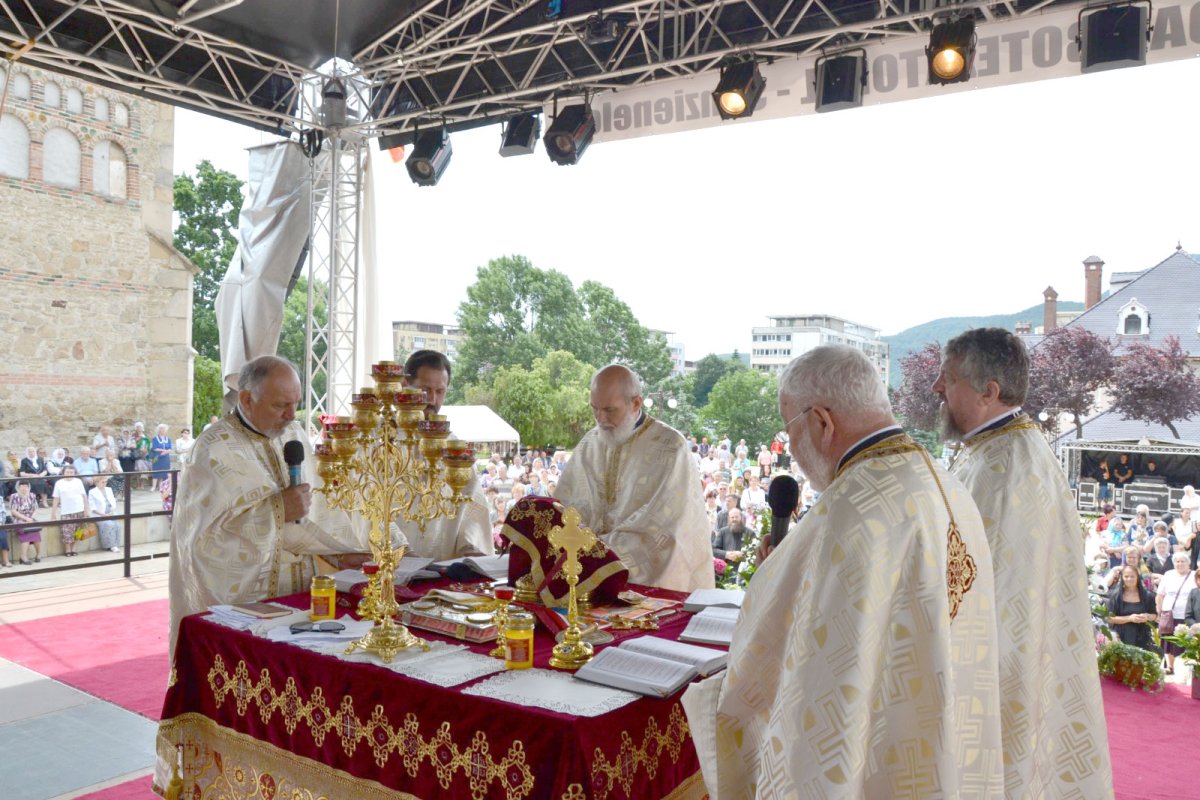 Sfântul Ioan Botezătorul sărbătorit la Piatra Neamţ 119592