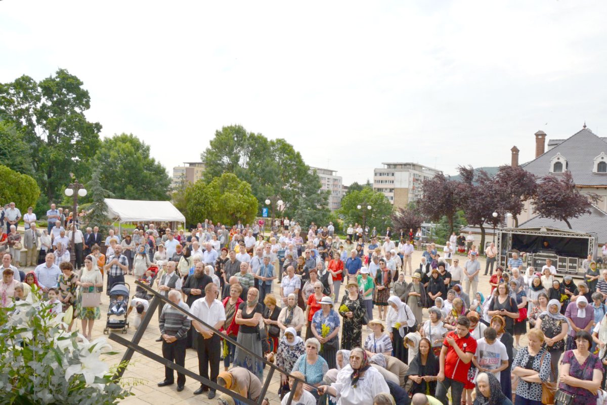 Sfântul Ioan Botezătorul sărbătorit la Piatra Neamţ 119596