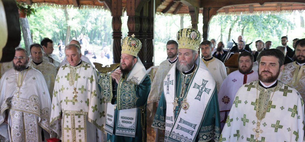 Slujiri arhierești la sărbătoarea Nașterii Sfântului Ioan Botezătorul 119568