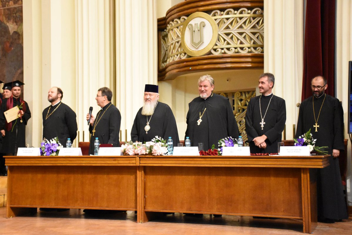 Curs festiv la Facultatea de Teologie Ortodoxă din Cluj-Napoca 119650