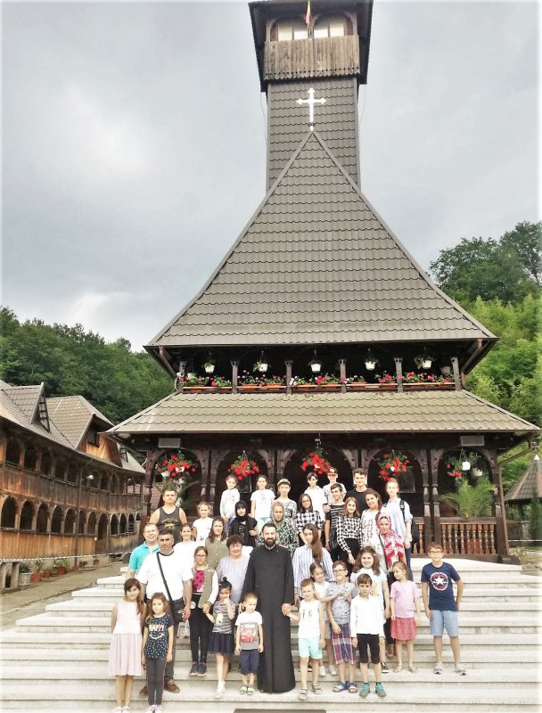 Tabăra de pictură pe sticlă „Icoana în suflet de copil”, la Parohia Șag, Timiș 119642