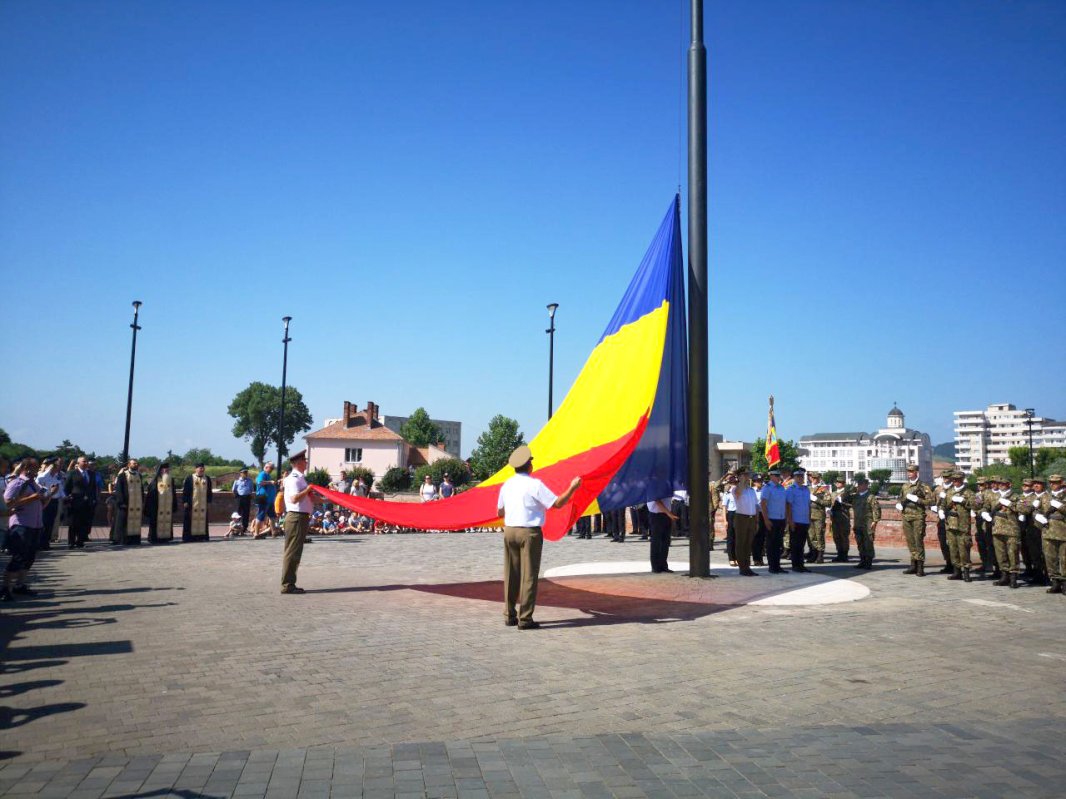 Ceremonii religioase și militare de Ziua Națională a Drapelului 119725