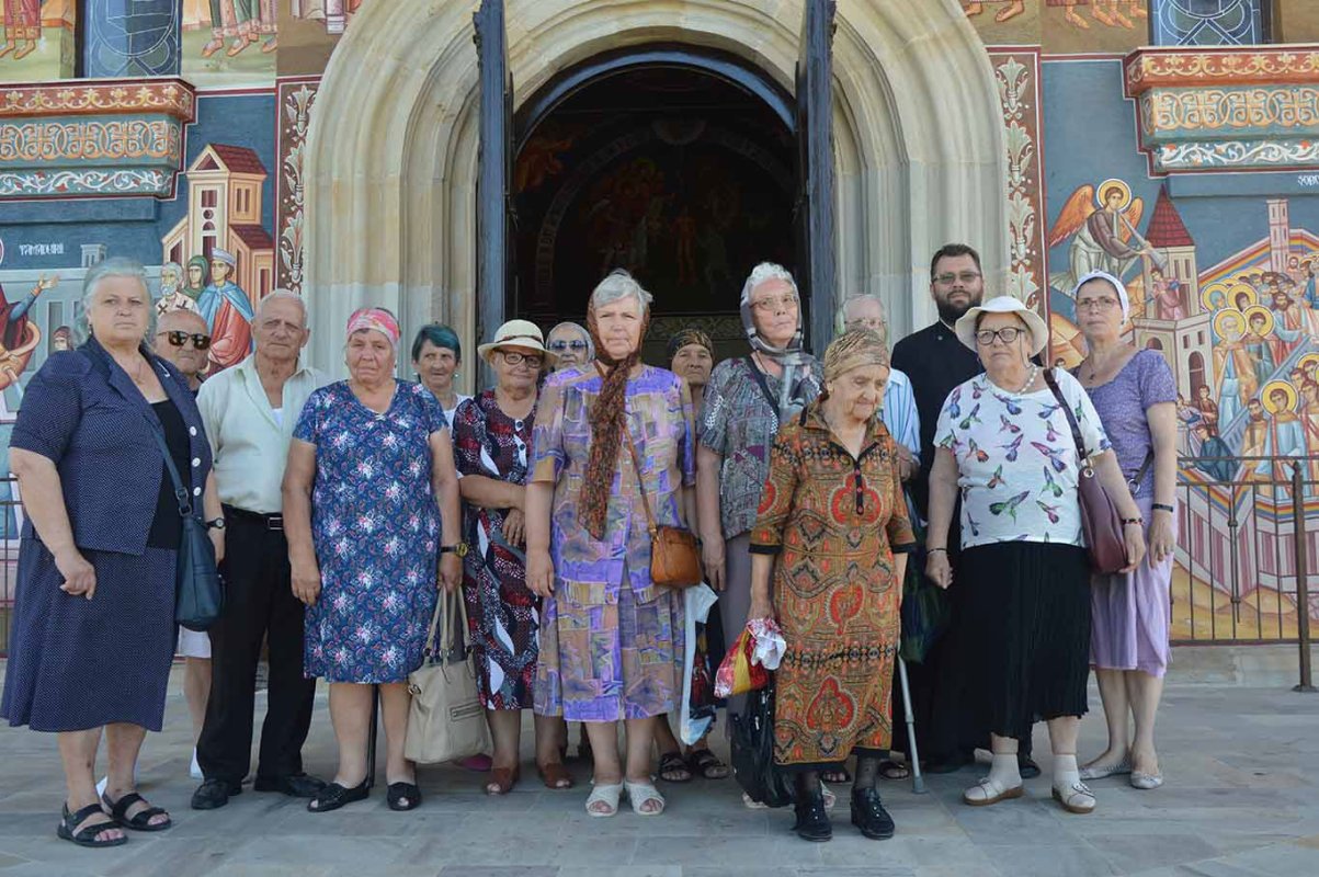 Bunicii noştri au fost în pelerinaj la Hadâmbu 119859