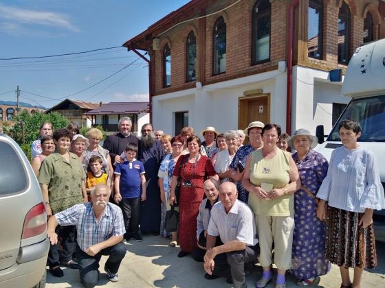 Credincioși din Dumbrăvița, județul Brașov, pelerini la mănăstirile prahovene 119832