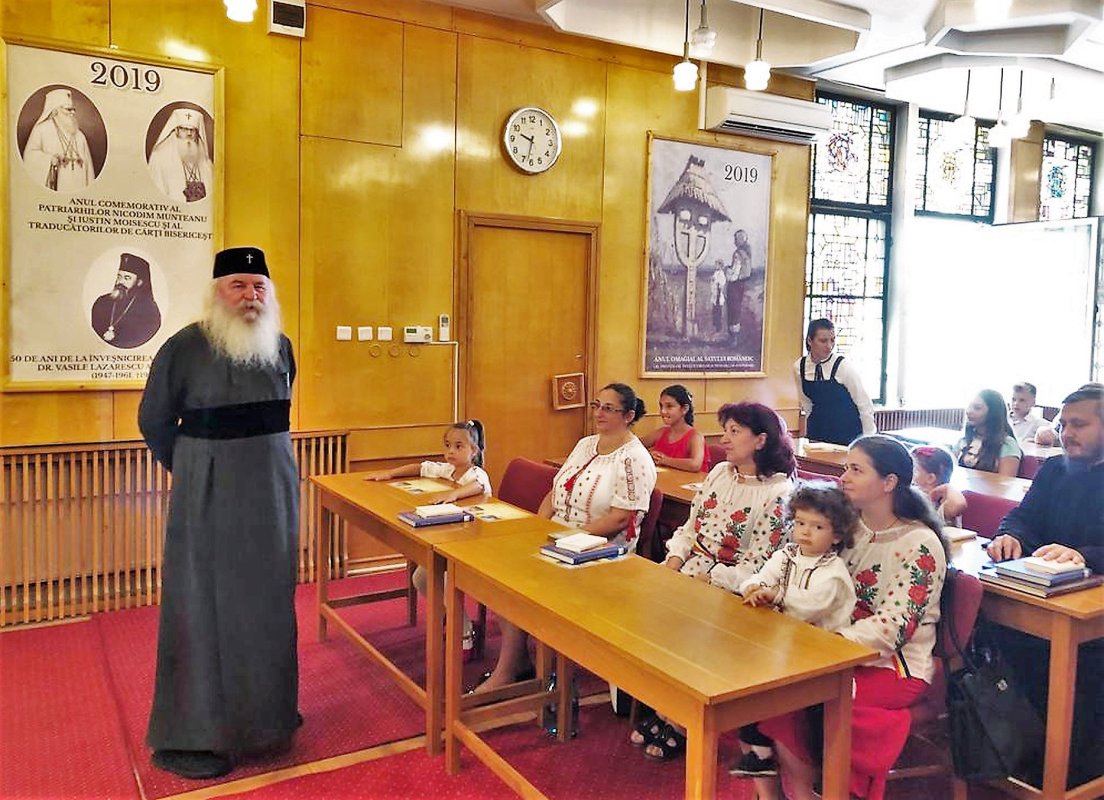 Premierea câștigătorilor concursului „Hristos sufletul satului meu” în Arhiepiscopia Timișoarei 119824