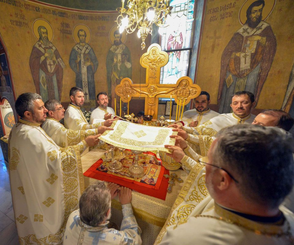 A fost resfințită Biserica Iancu Nou‑Bălăneanu 120032