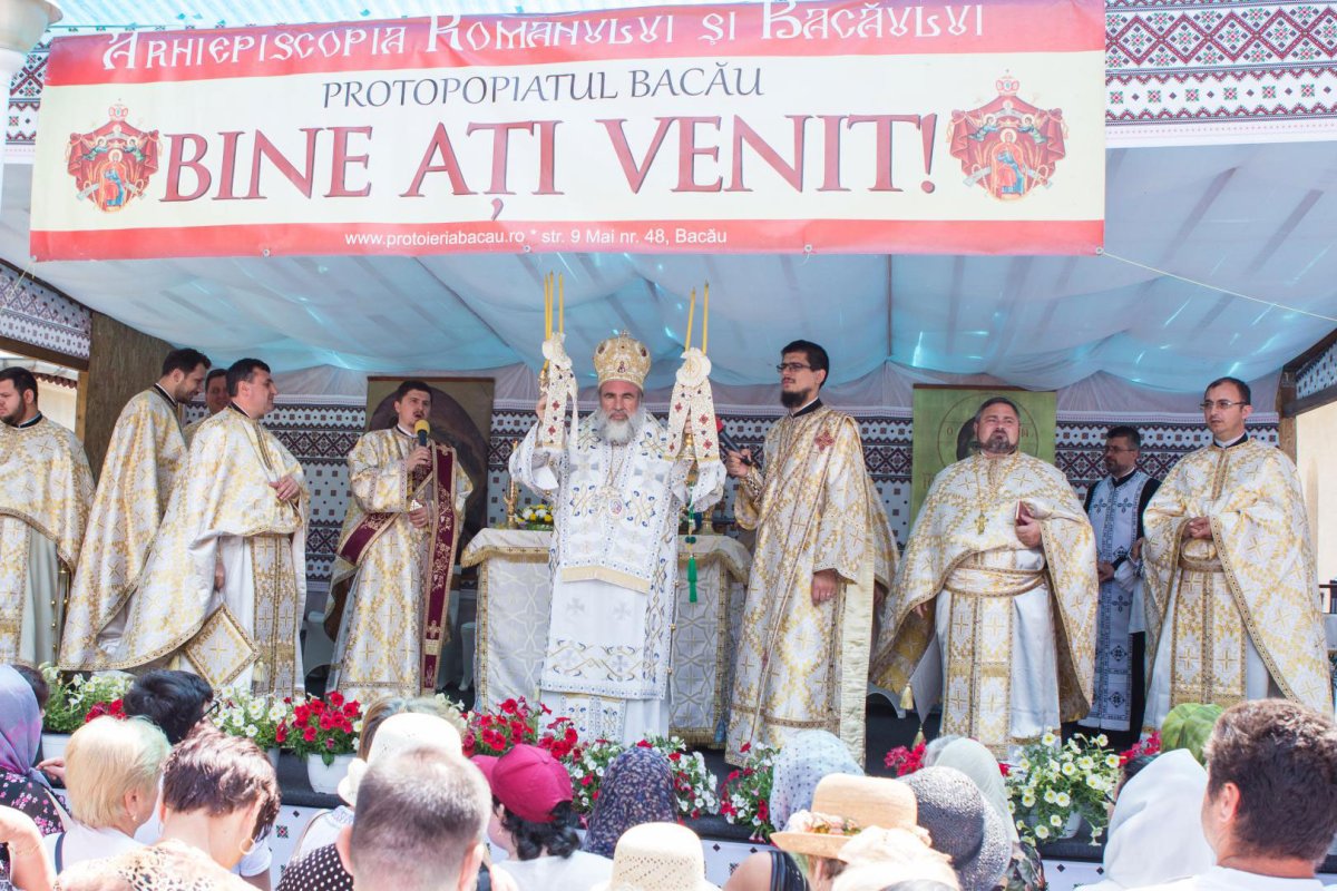 Binecuvântări arhiereşti în două eparhii ale Moldovei 120082