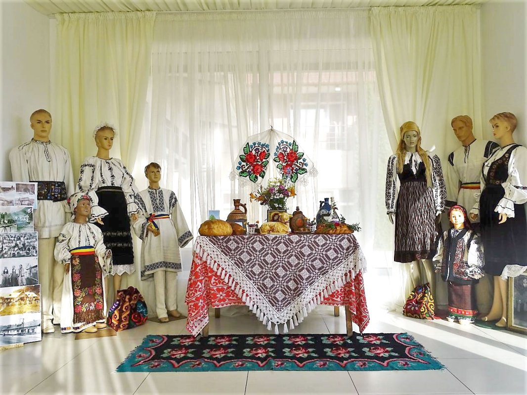 Evenimentul „Veșnicia s-a născut la sat”, la Morăreni, Mureș 120185