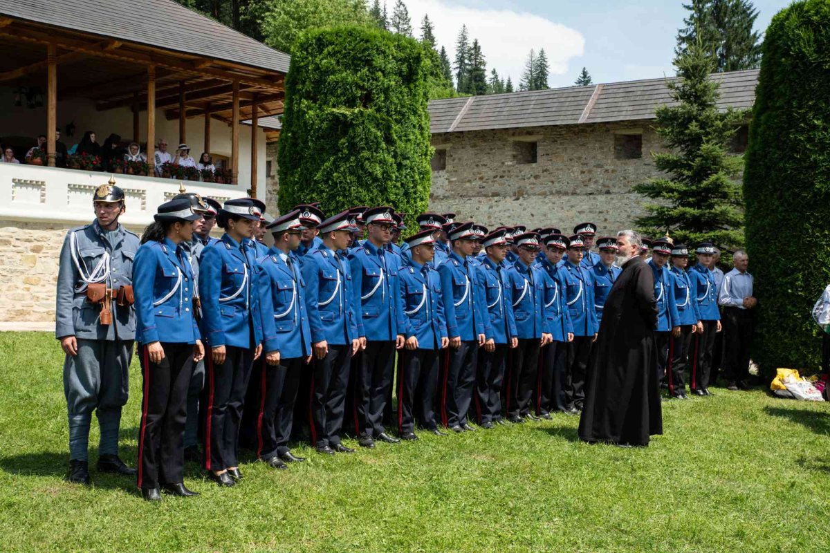 Pomenirea Sfântului Voievod Ştefan cel Mare 120130