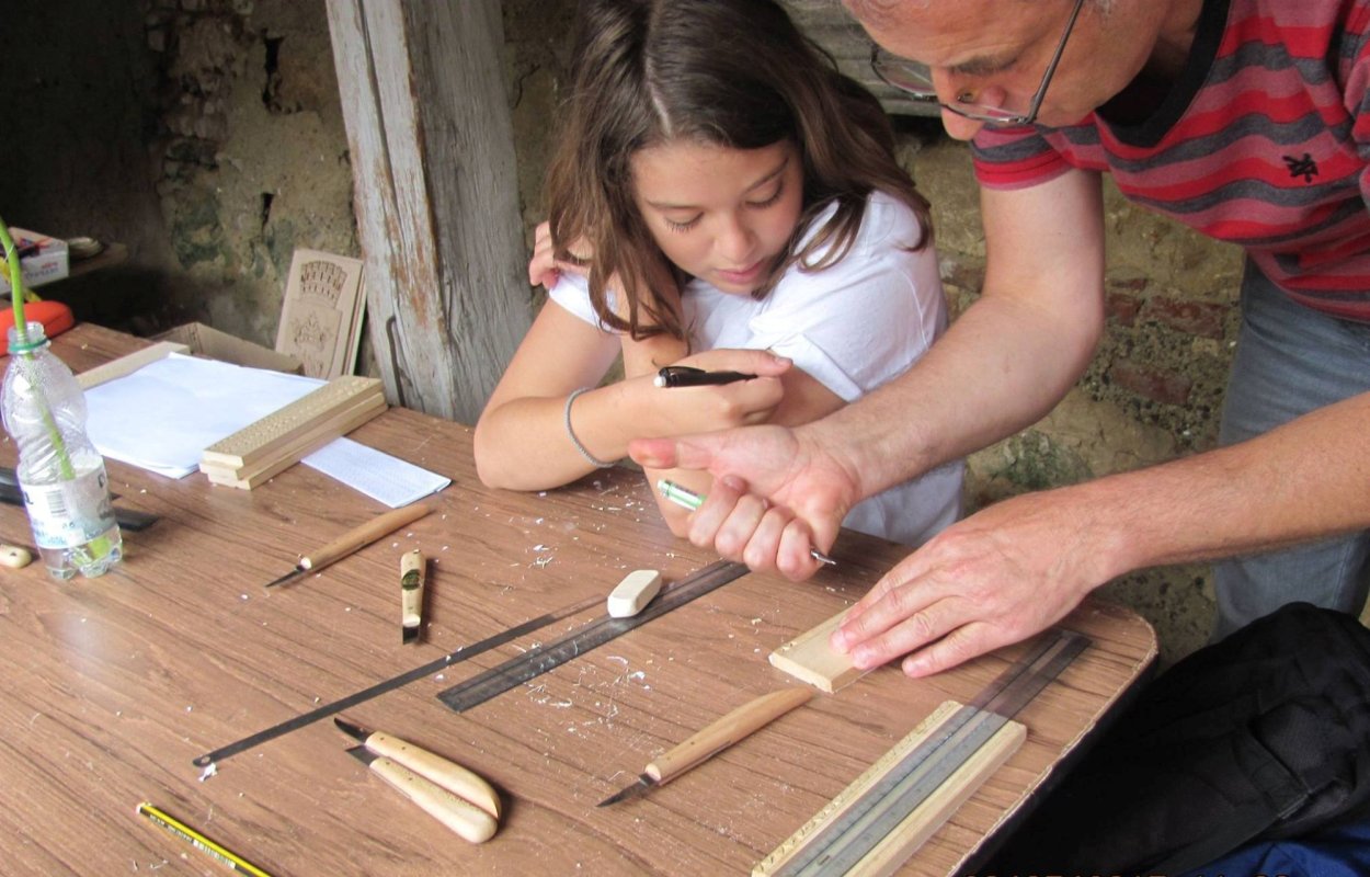 Tabără de creaţie meşteşugărească 120140