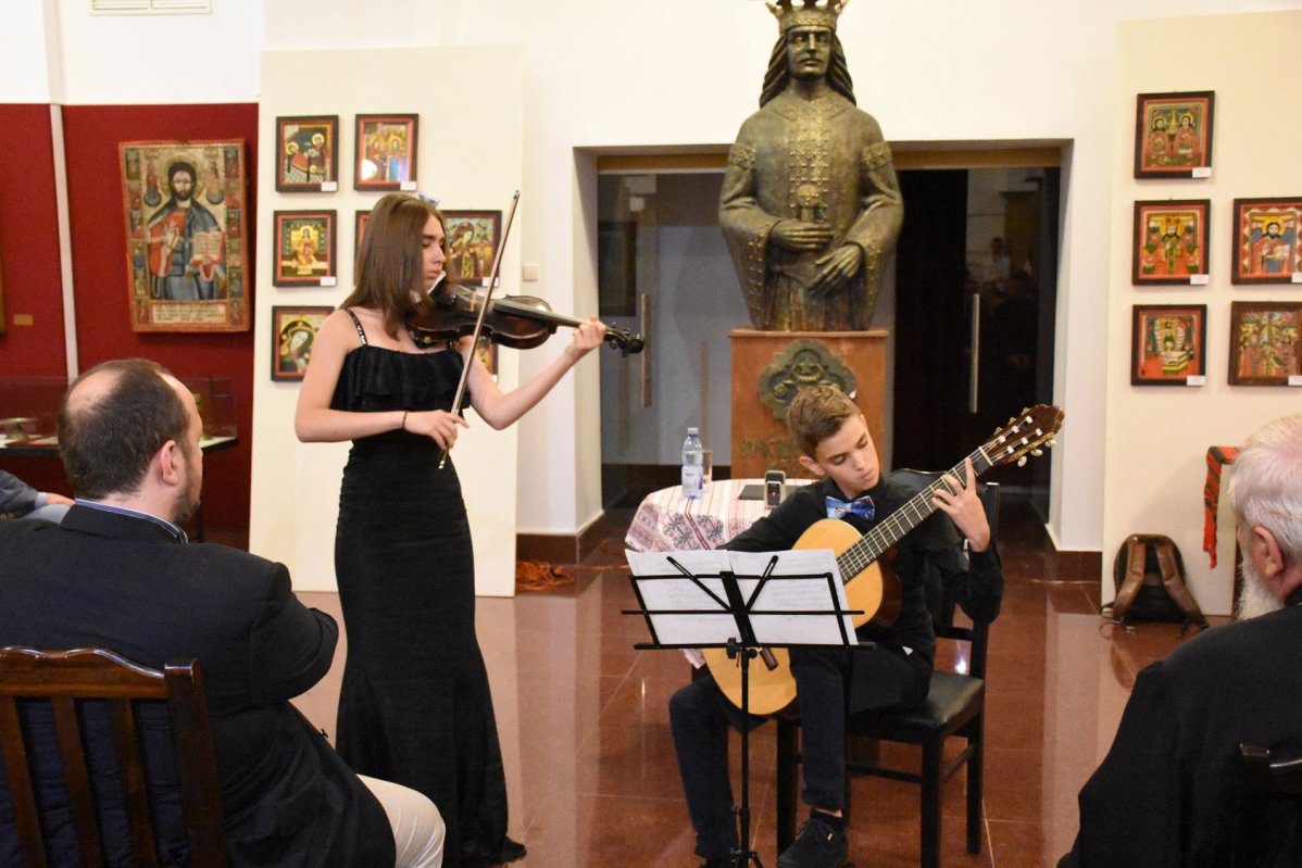 Teodor Baconschi le-a vorbit clujenilor la Muzeul Mitropoliei Clujului 120178