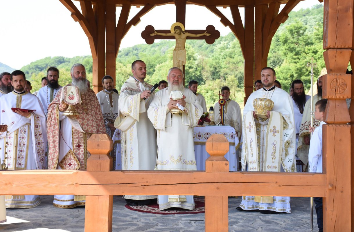 Slujiri arhierești la Sărbătoarea Sfântului Voievod Ștefan cel Mare 120264