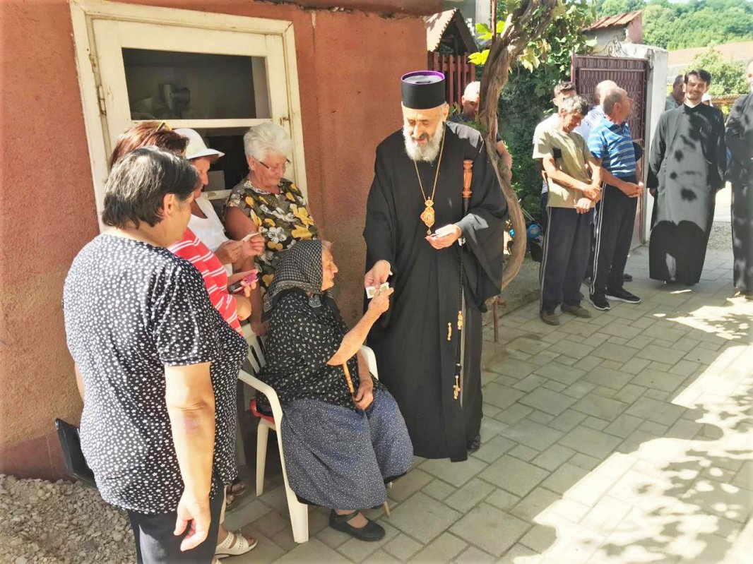 Sprijin pentru familiile afectate de inundații în județul Alba 120273