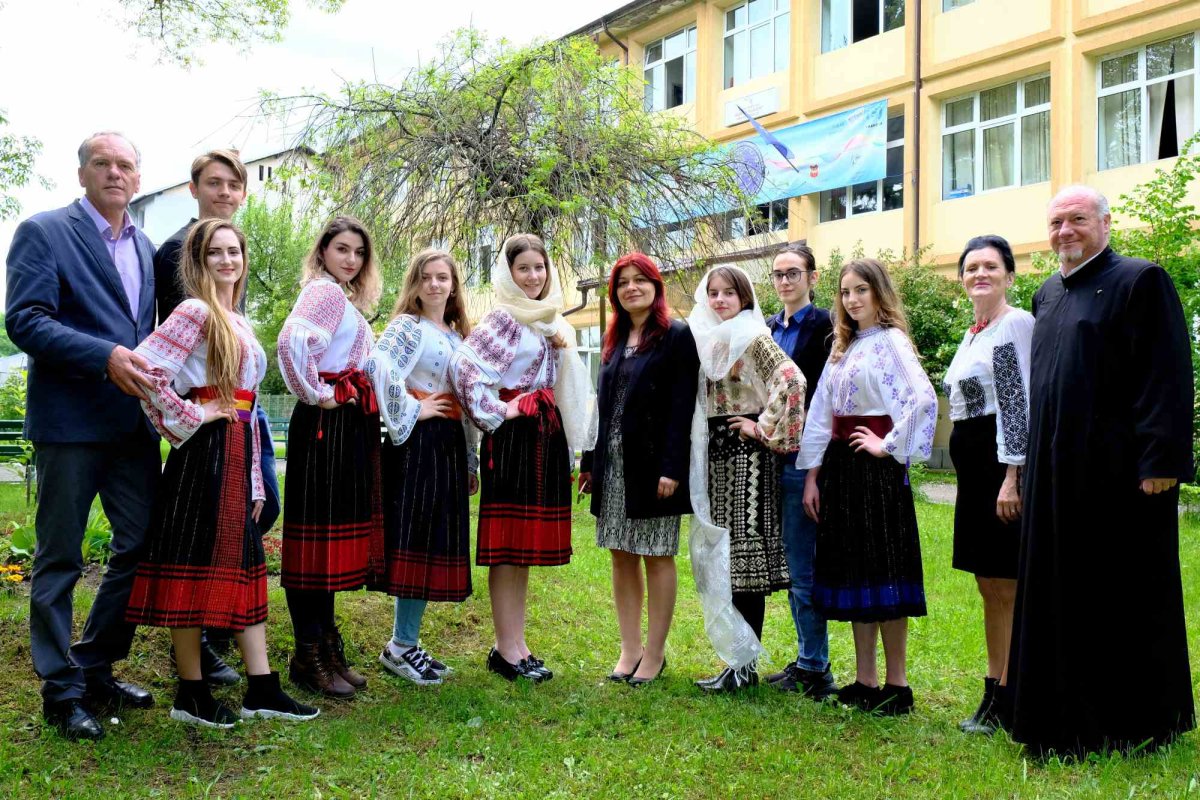 Liceu, tezaur de cultură populară 120209
