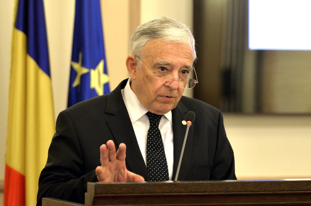 Isărescu, un nou mandat în fruntea BNR 120338