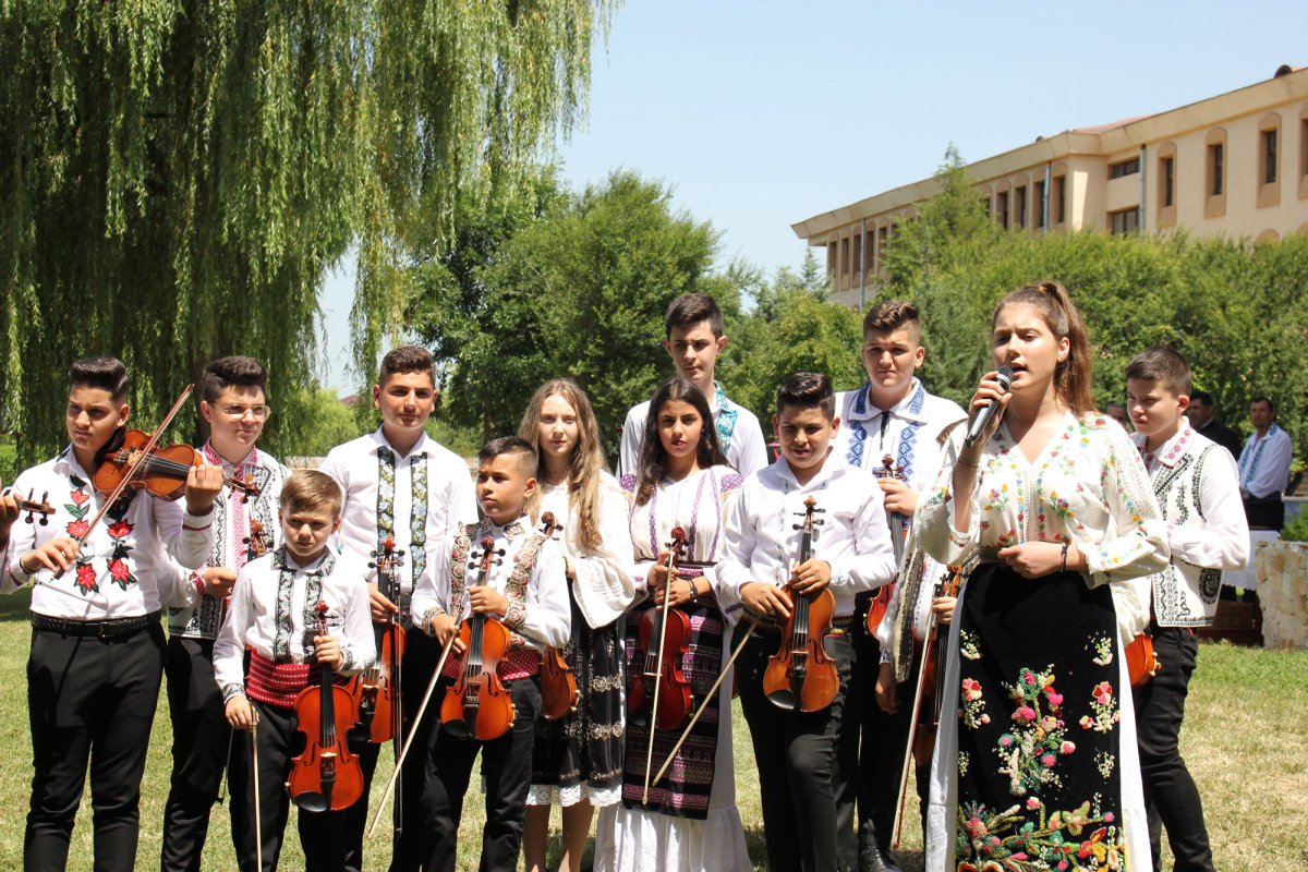 „Mândrie strămoșească: Ie românească” 120344