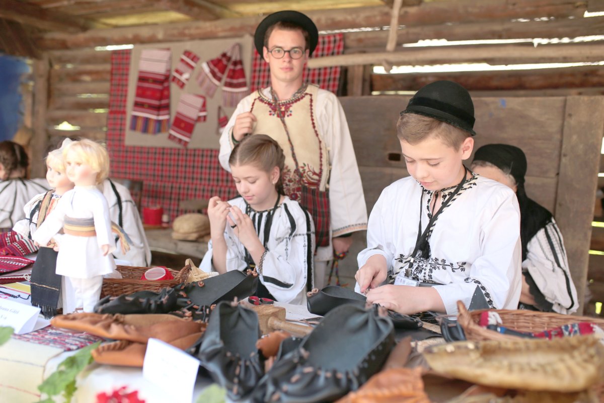 Olimpiada „Meşteşuguri artistice tradiţionale”, ediţia a XXIV-a la Muzeul ASTRA 120354