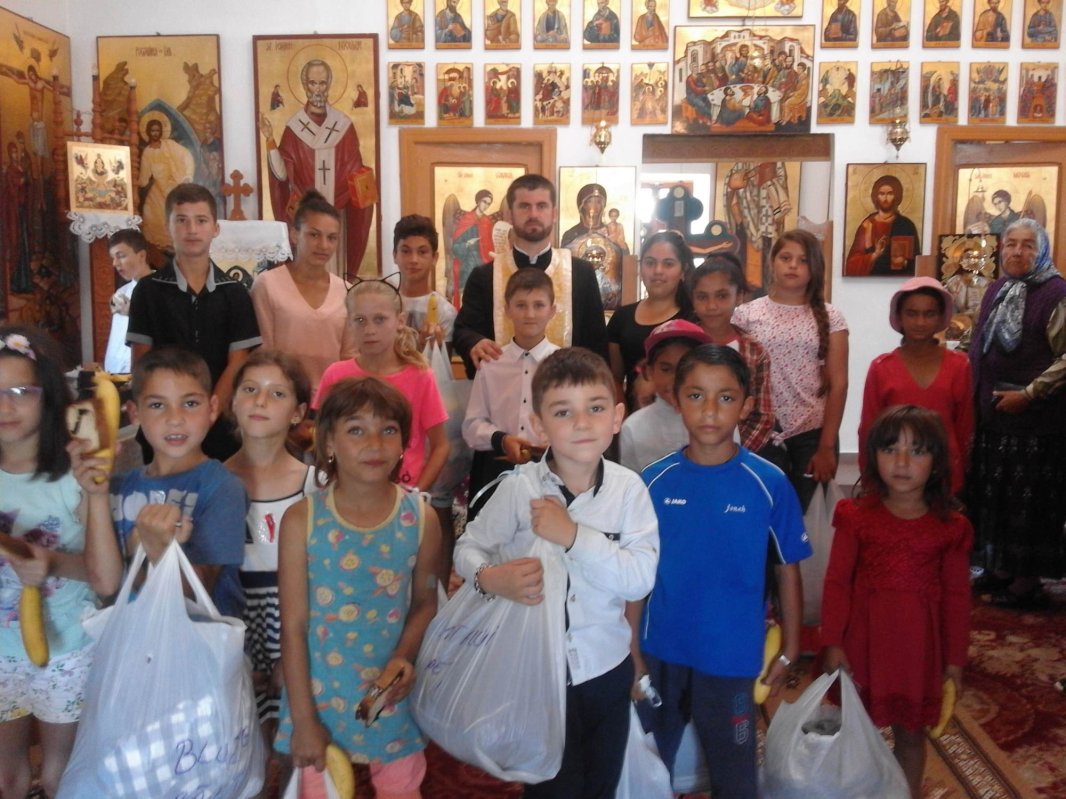 Frecăței, parohia născută „din apă și duh” 120376