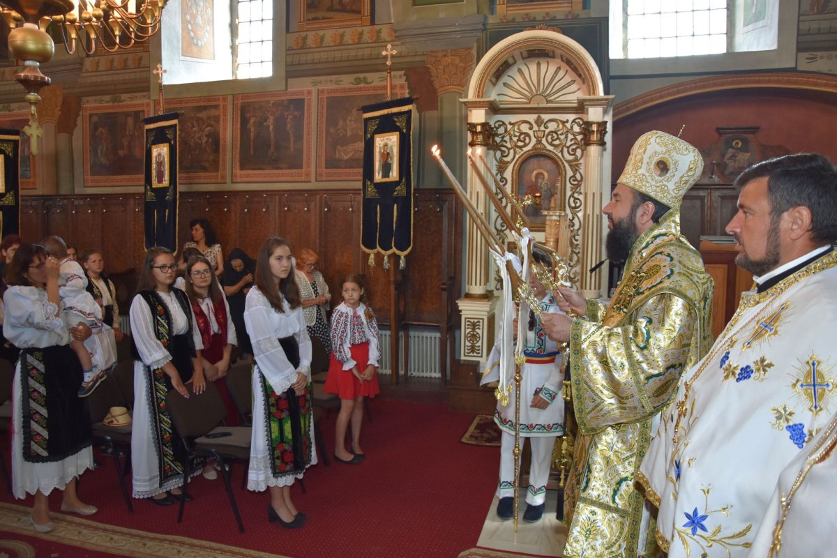 Hramul Parohiei Domaşnea, judeţul Caraş-Severin 120483