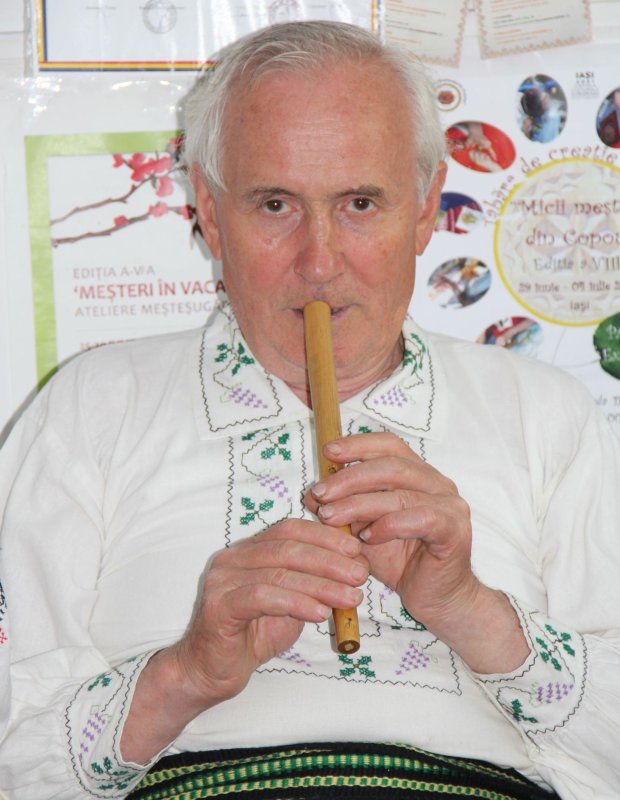 Şcoala tradiţiilor de la Ciurbeşti 120460