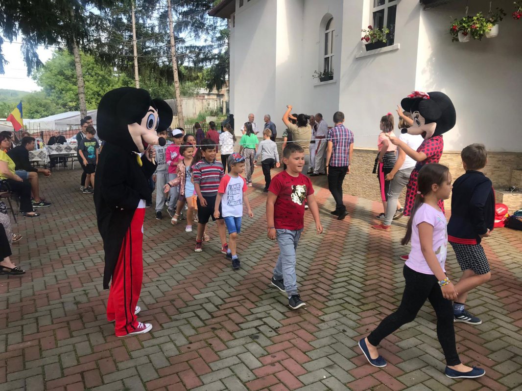 Tabere pentru copii şi tineri, în Moldova 120510