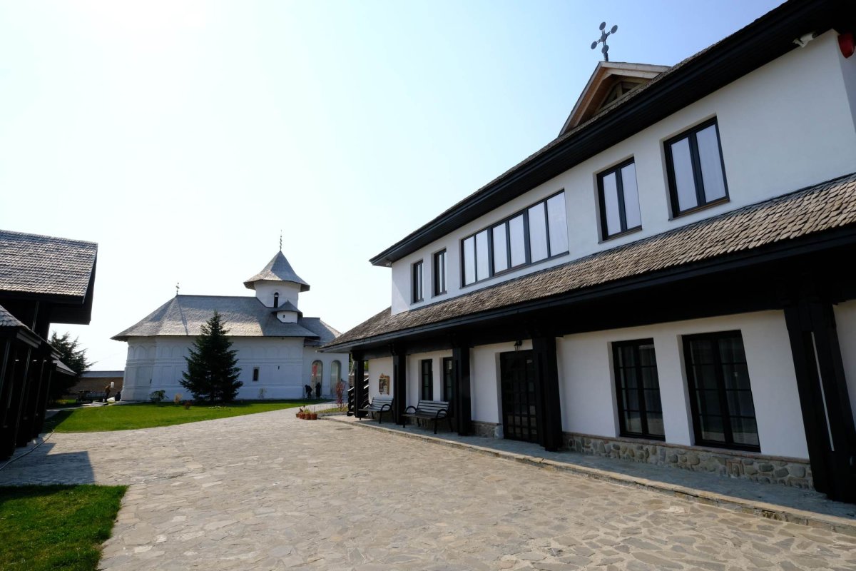 Amintiri despre duhovnici de altădată 120526