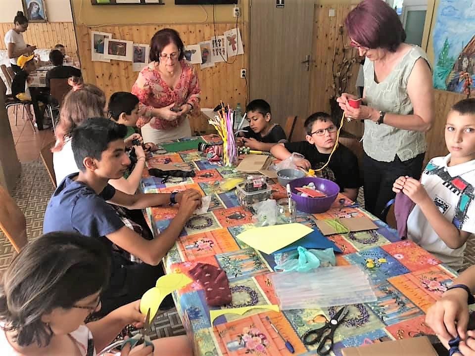 Activităţi de vacanţă pentru copii, la Ocna Mureş, în cadrul „Taberei micului creştin” 120771