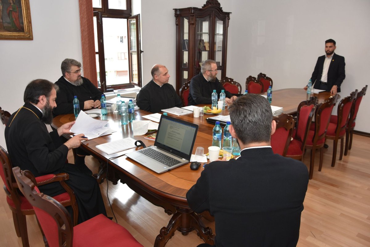 Examene finale la Secția de Teologie din Caransebeș 120754