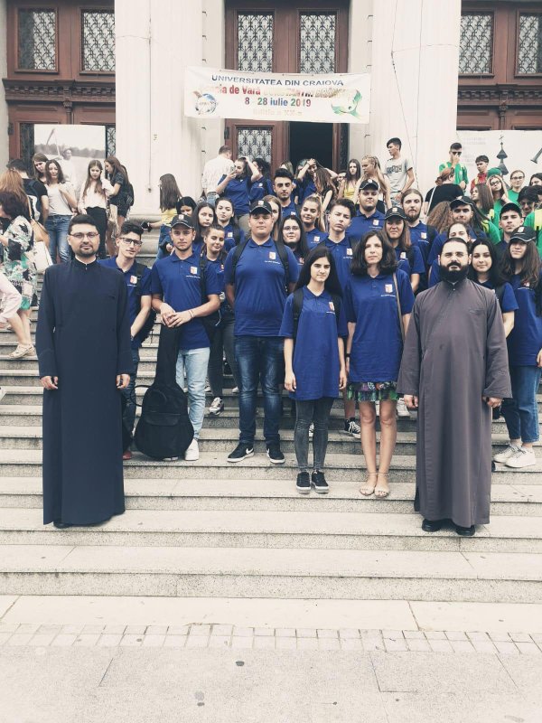 O nouă ediţie a Şcolii „Artă, Cultură, Spiritualitate” 120742