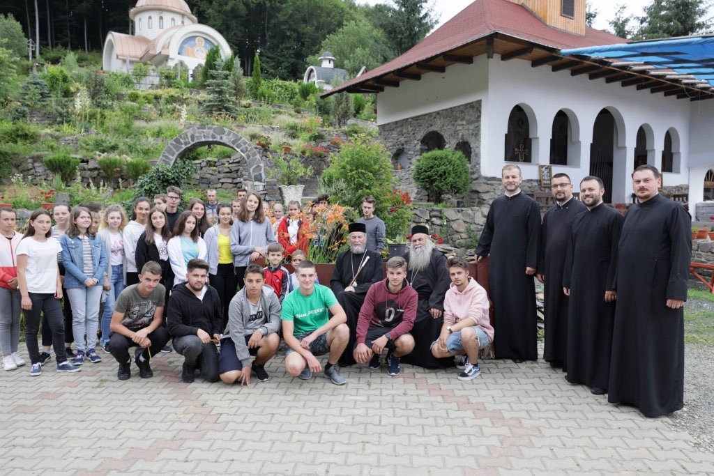 Tabăra tinerilor din Protopopiatul Baia Mare, la Chiuzbaia - Maramureş 120774