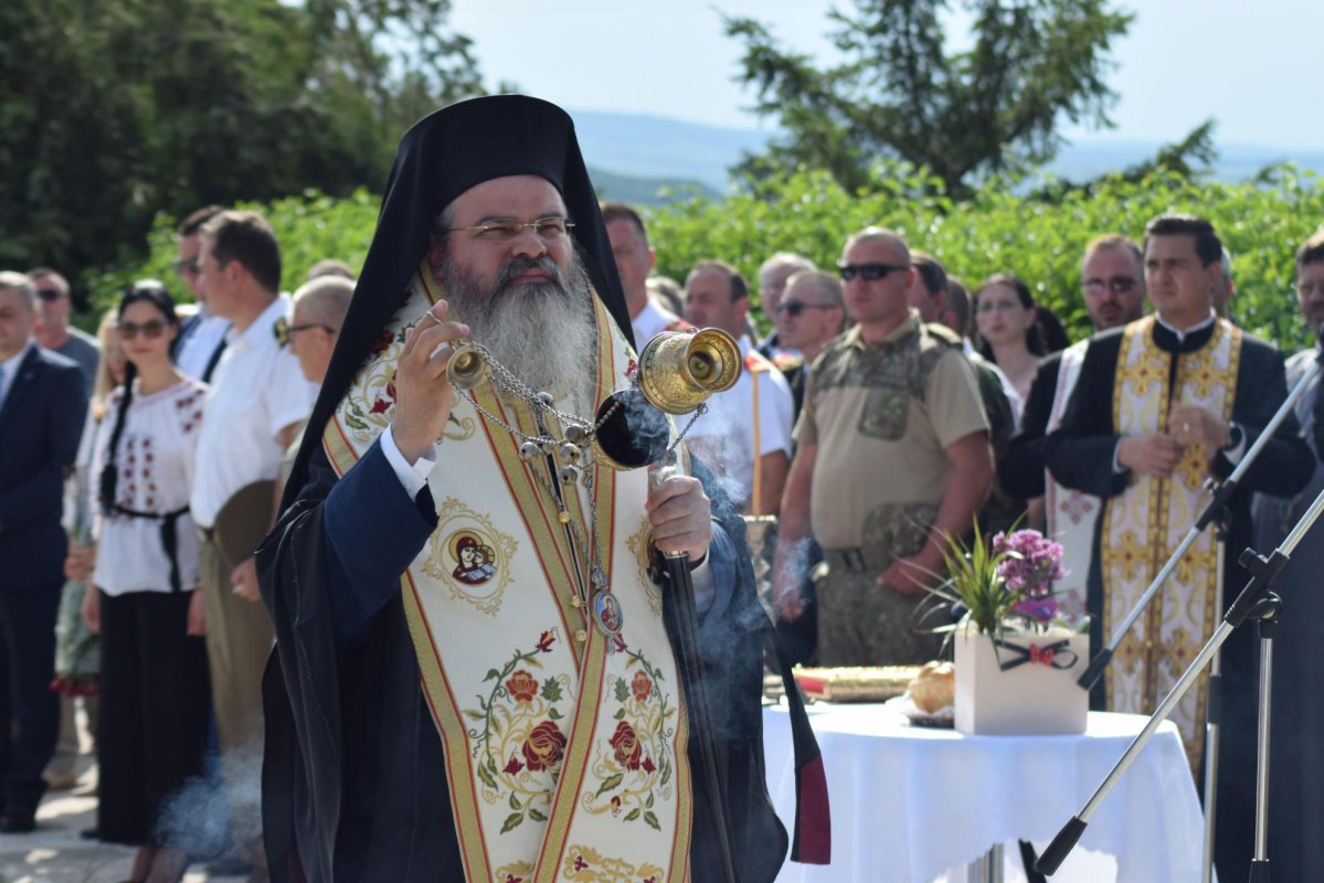 Te Deum la statuia Sfântului Ştefan cel Mare de la Podul Înalt 120777